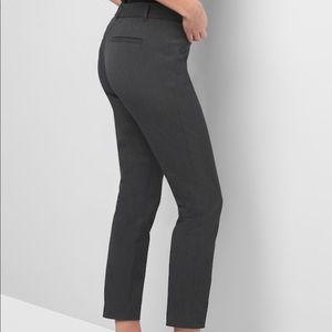 Women’s Curvy Skinny Ankle Pants